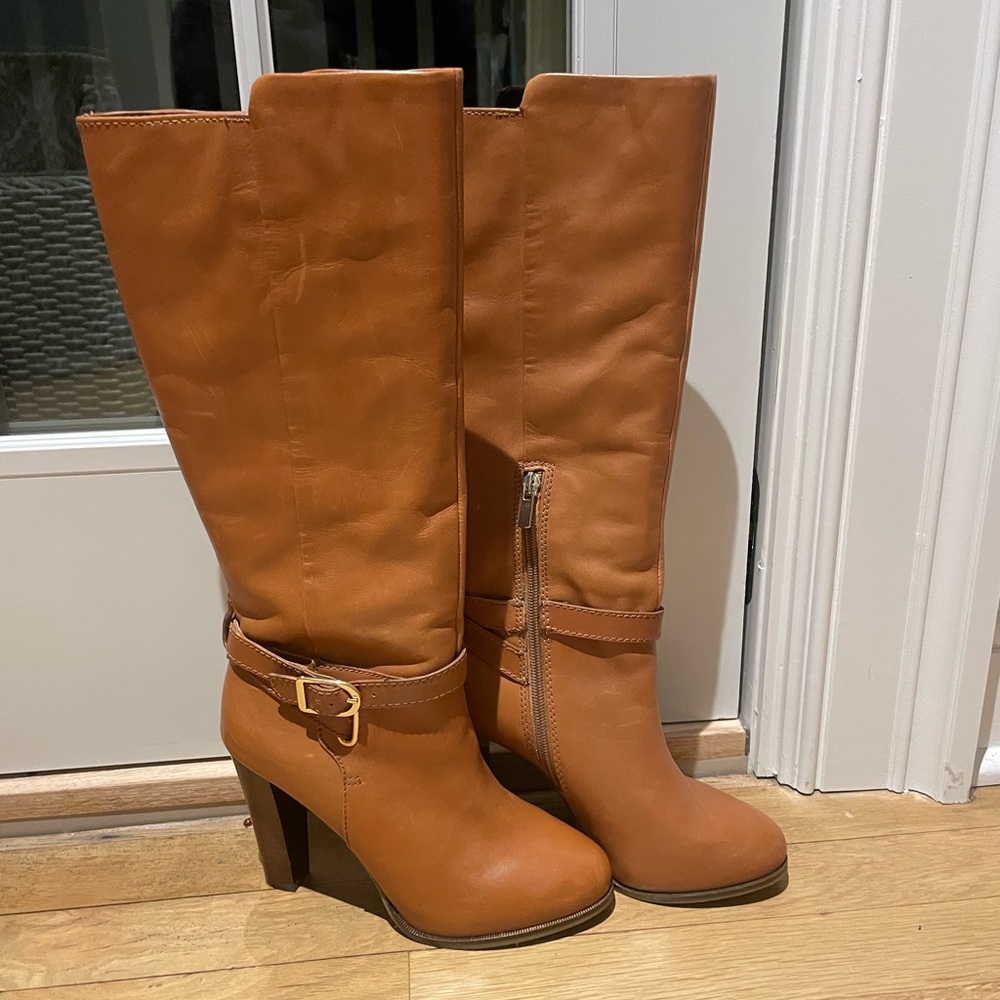 Banana republic heeled boots